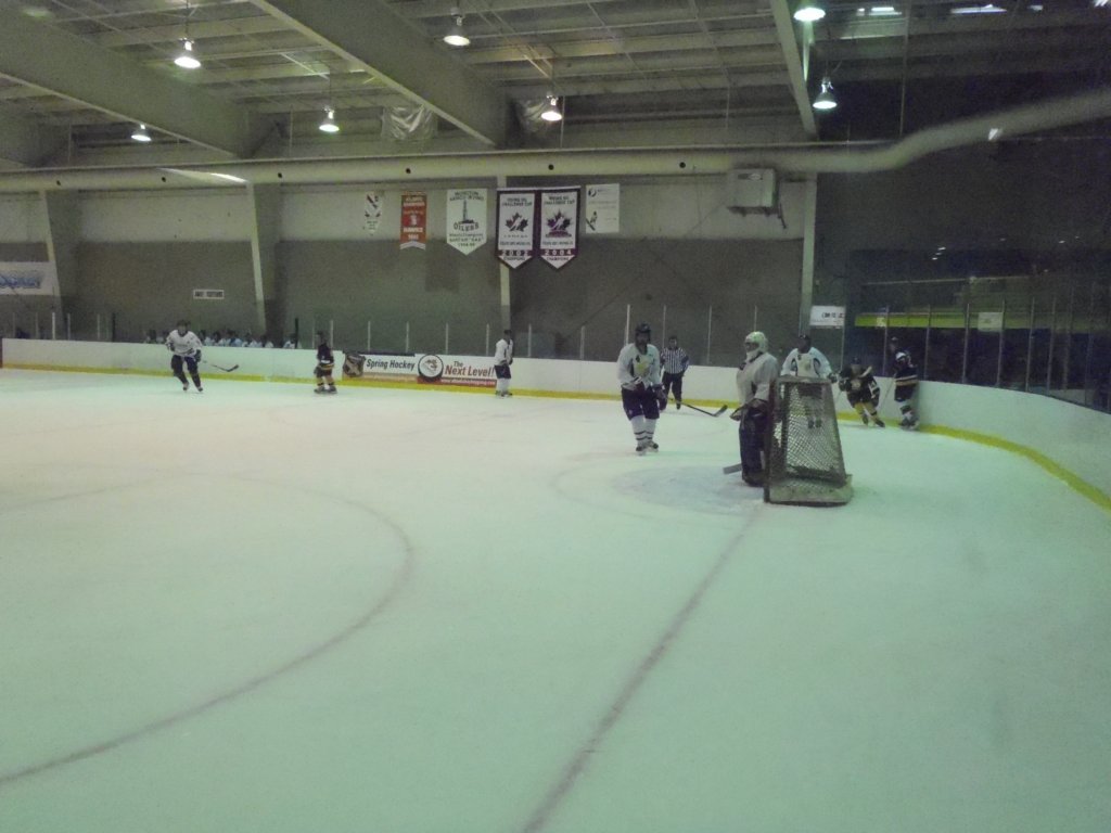 tignisholdtimersvshalifaxgamecocks5.jpg
