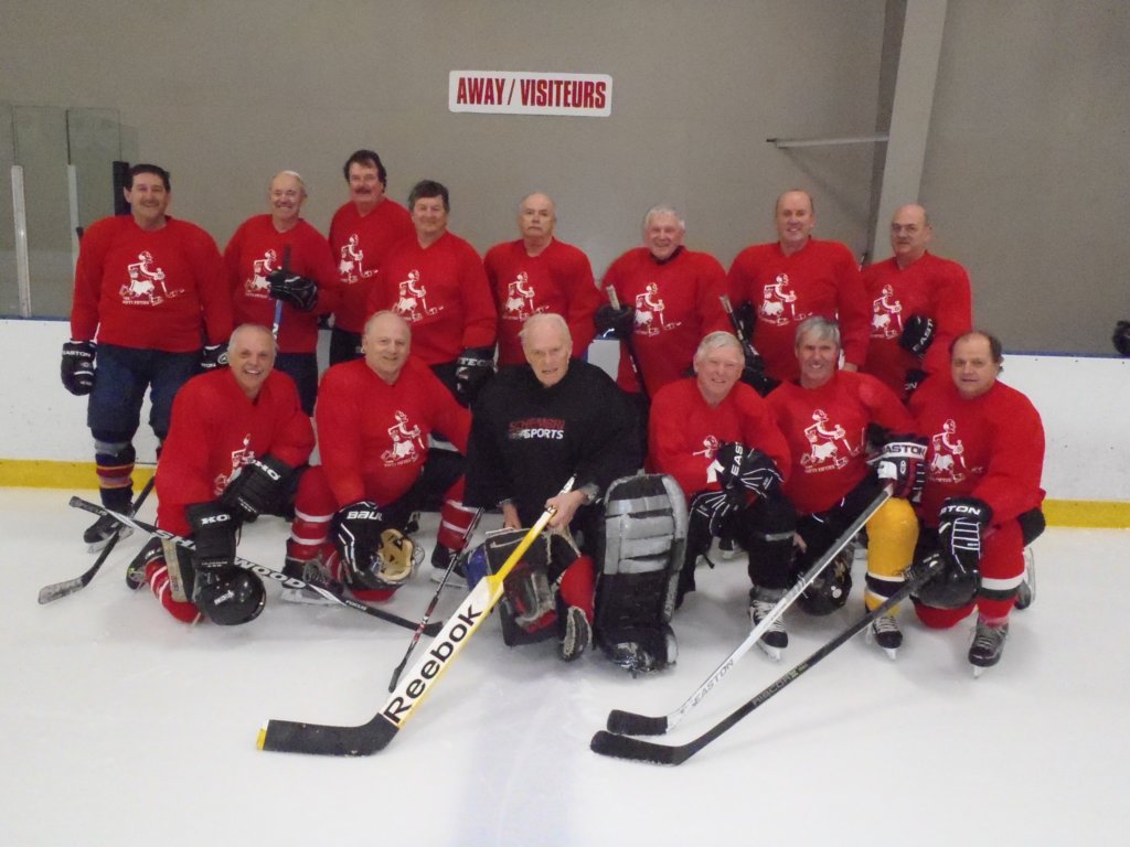 tseniorsredwings.jpg